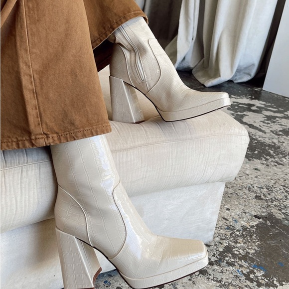 Princess Polly Croc Platform Boots - Picture 1 of 5